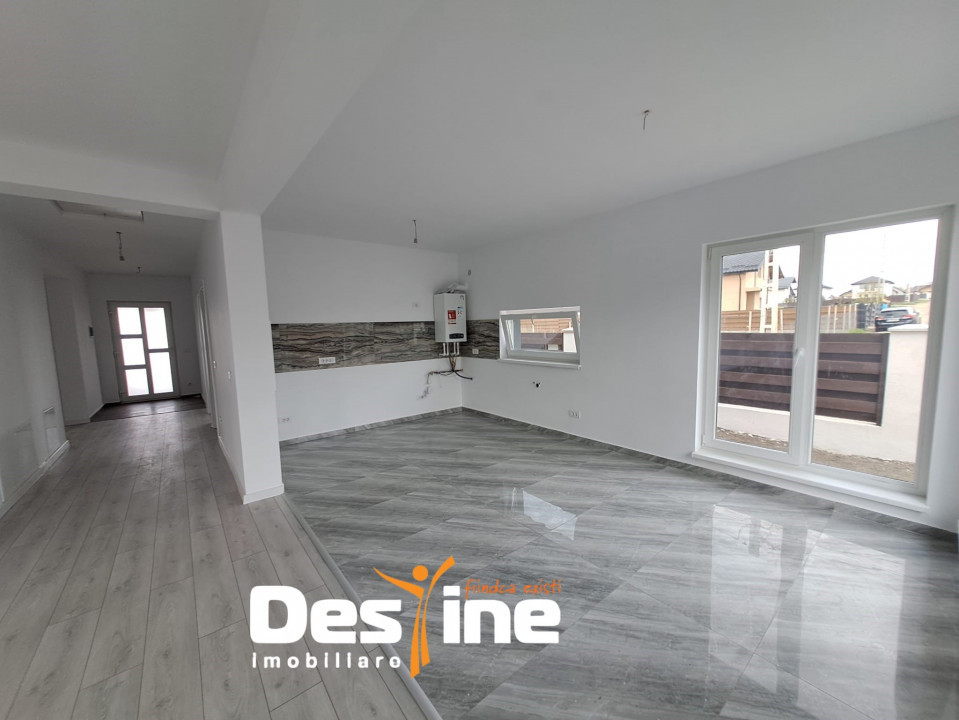 Casa P+POD, 4 CAMERE 135 MP, MIROSLAVA