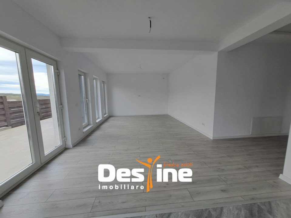 Casa P+POD, 4 CAMERE 135 MP, MIROSLAVA