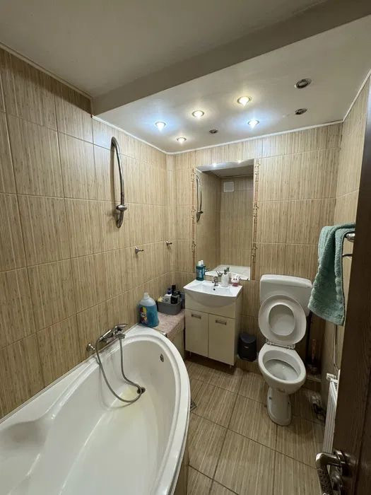 Rahova-Barca | 4 camere | 96mp | dec | et 8 | 115.000 euro