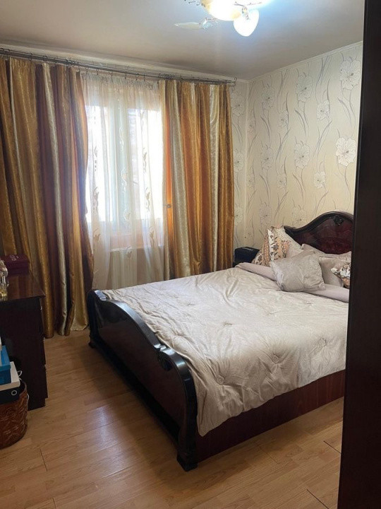  Piața Rahova | 3 camere | 70mp | et 1 | centrala proprie | 125.000 euro