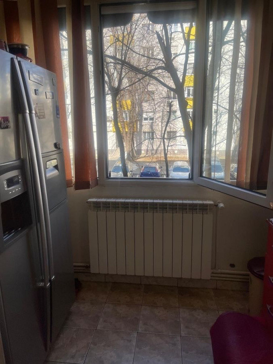  Piața Rahova | 3 camere | 70mp | et 1 | centrala proprie | 125.000 euro