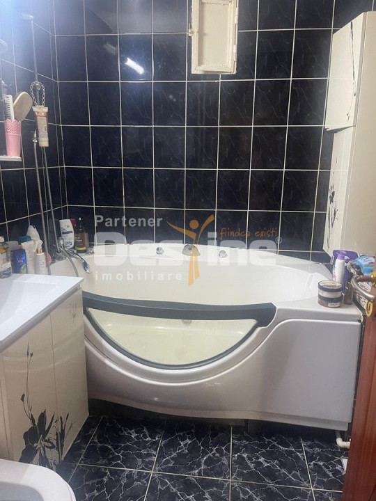  Piața Rahova | 3 camere | 70mp | et 1 | centrala proprie | 125.000 euro