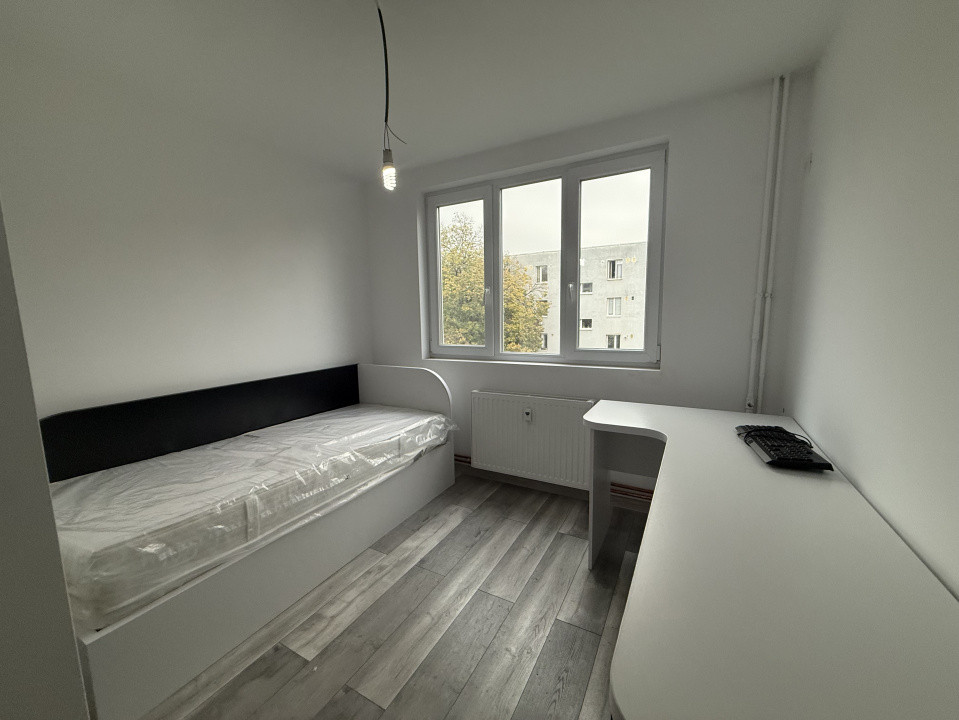 3 Camere I Bloc anvelopat I Complet renovat I Metrou 5 minute