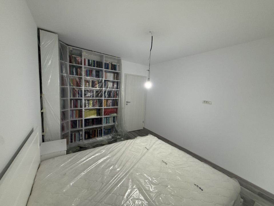 3 Camere I Bloc anvelopat I Complet renovat I Metrou 5 minute