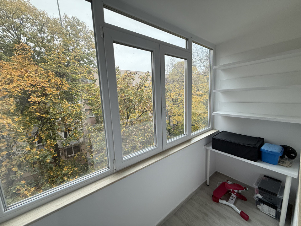 3 Camere I Bloc anvelopat I Complet renovat I Metrou 5 minute