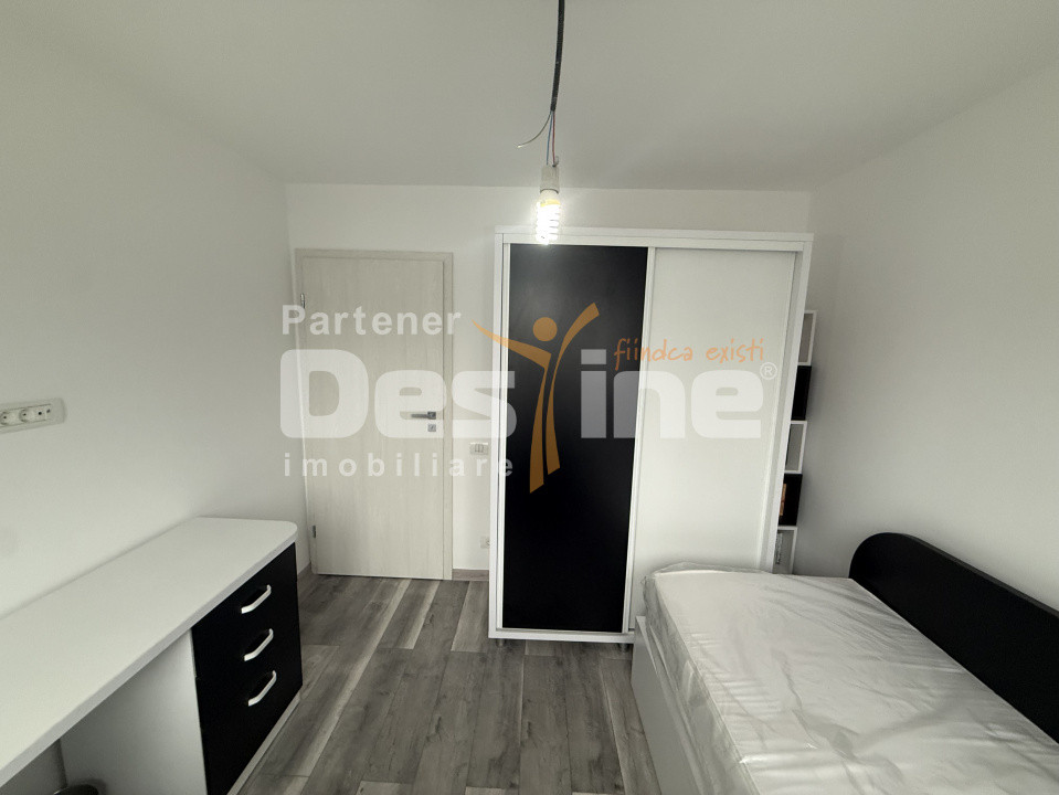 3 Camere I Bloc anvelopat I Complet renovat I Metrou 5 minute