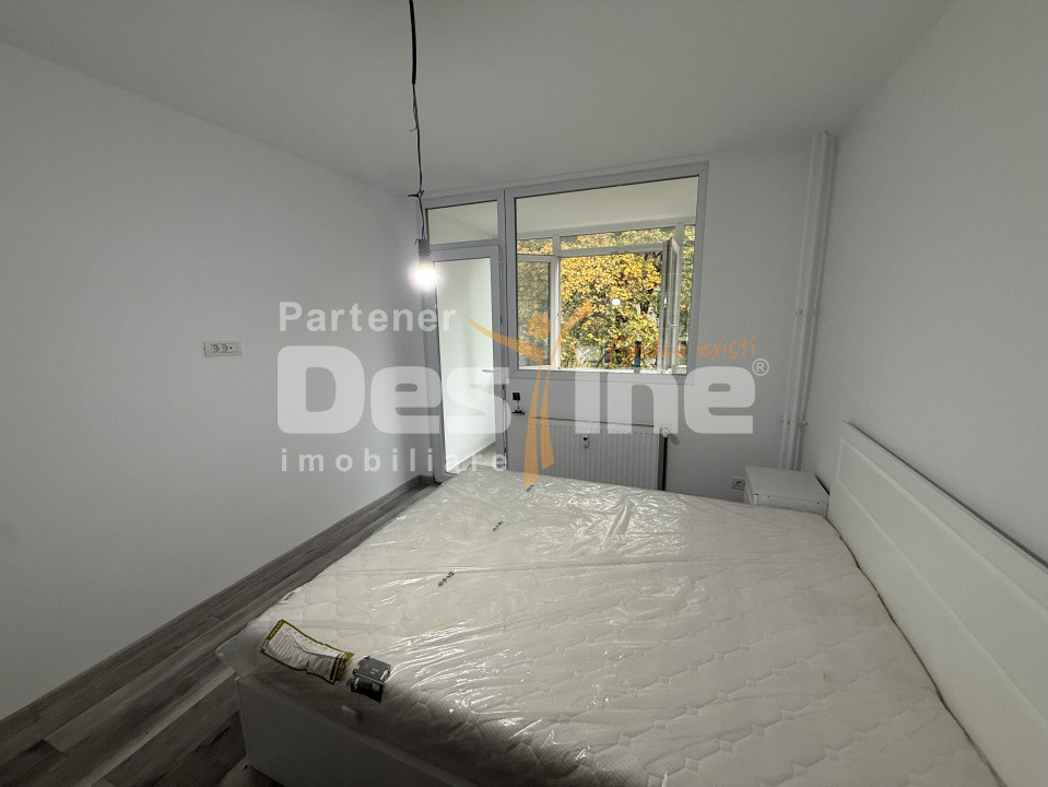 3 Camere I Bloc anvelopat I Complet renovat I Metrou 5 minute