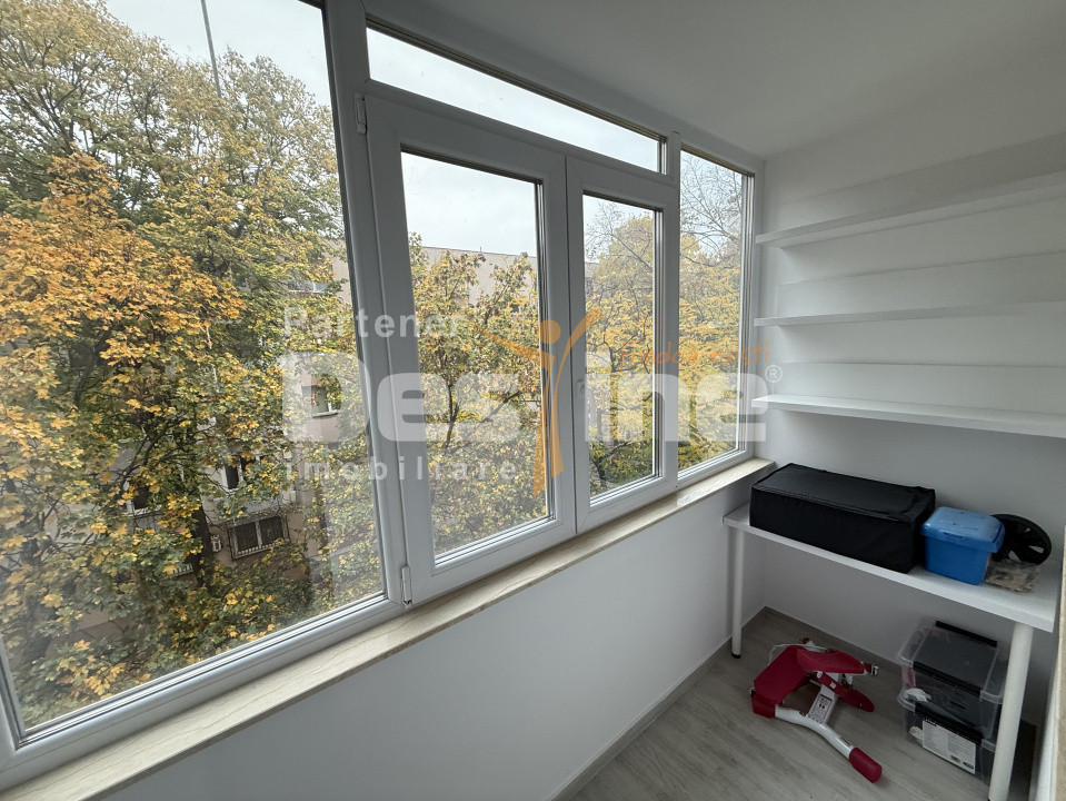 3 Camere I Bloc anvelopat I Complet renovat I Metrou 5 minute