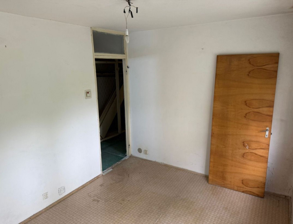 Rahova-Salaj | 4 camere | 84mp | 1/4 | dec | renovat complet | 150.000 euro