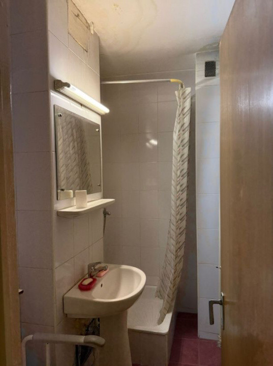 Rahova-Salaj | 4 camere | 84mp | 1/4 | dec | renovat complet | 150.000 euro