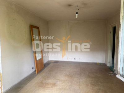 Rahova-Salaj | 4 camere | 84mp | 1/4 | dec | renovat complet | 150.000 euro