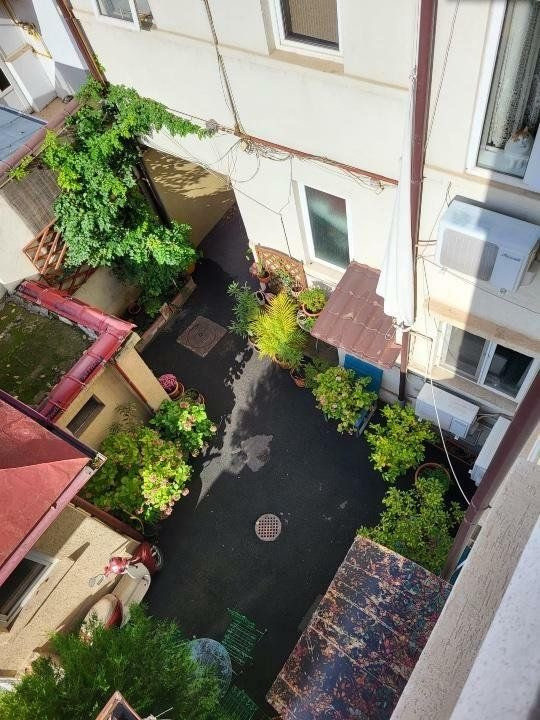 13 Septembrie | vila multi-unitati stradala | business opportunity 730.000 euro