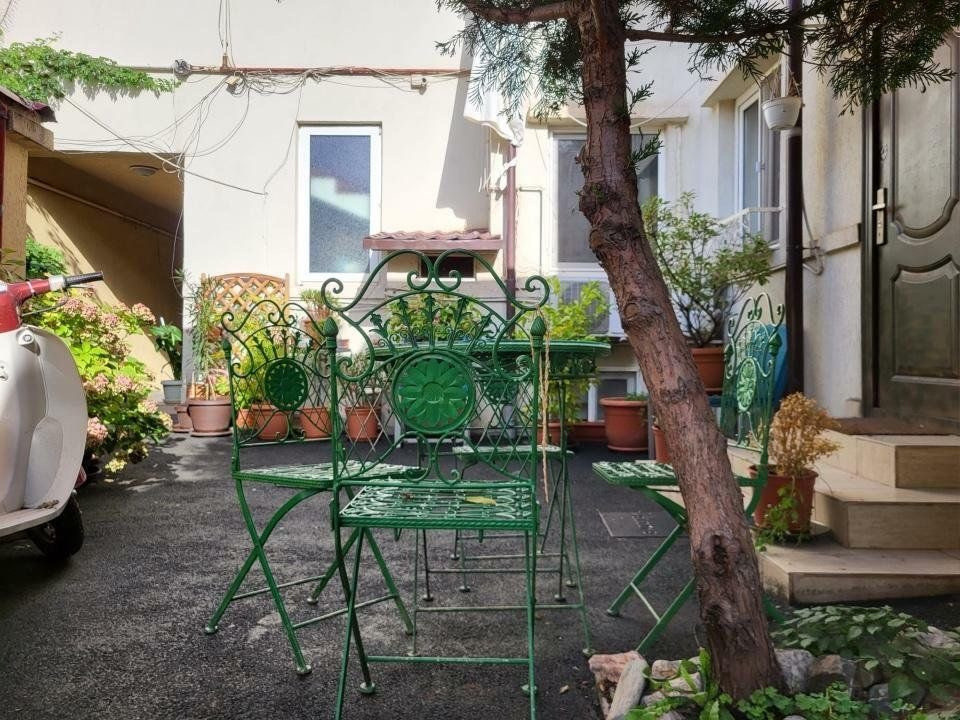 13 Septembrie | vila multi-unitati stradala | business opportunity 730.000 euro