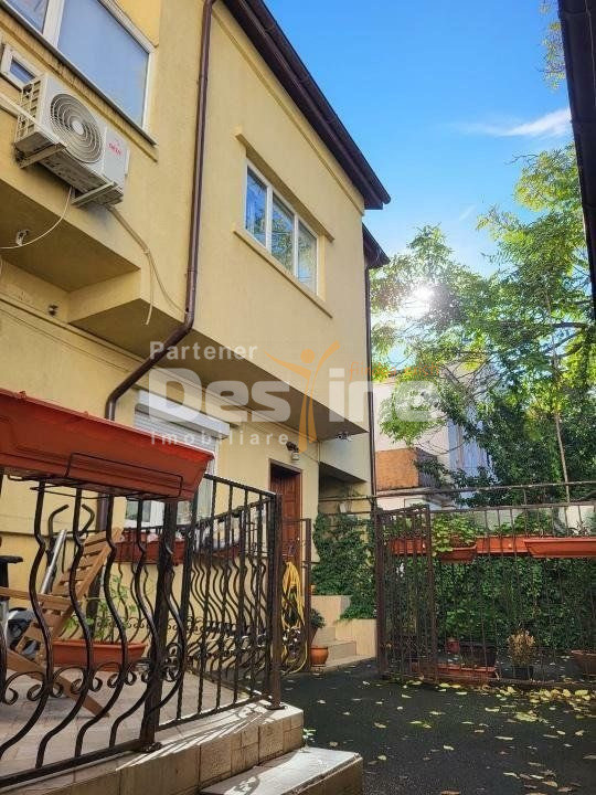 13 Septembrie | vila multi-unitati stradala | business opportunity 730.000 euro