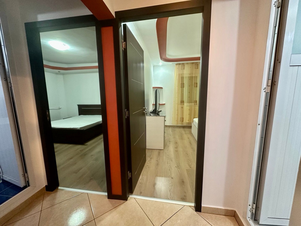 13 Septembrie-Prosper Plazza | 4 camere | 96mp | et 8 | dec | 900 euro