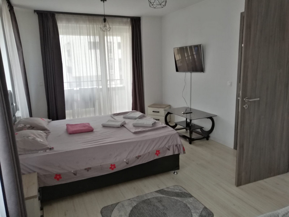 Apartament 2 camere decomandat, etaj intermediar, loc de parcare, Kasper Coresi 