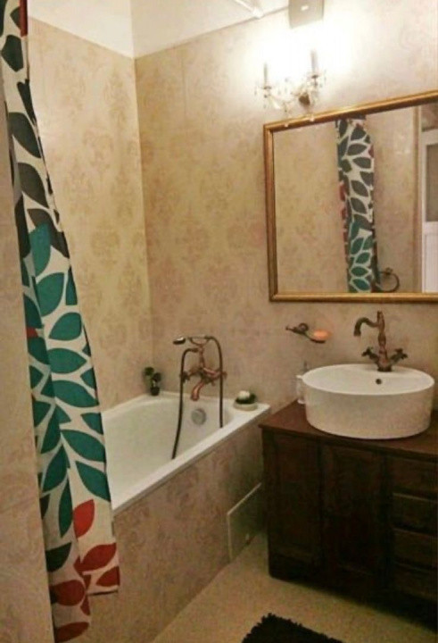 Tineretului | 3 camere | et 2 | 58mp + boxa + curte comuna | 125.000 euro