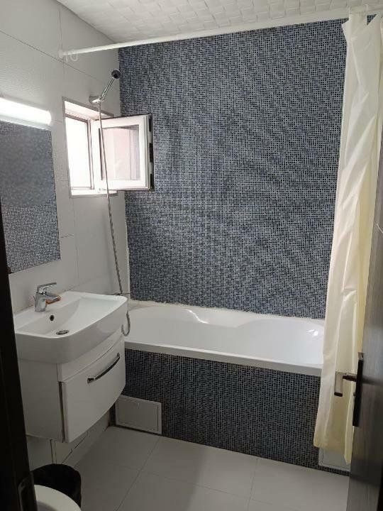 Tineretului | 3 camere | dec | et 10 | mobilat/utilat | 129.000 euro