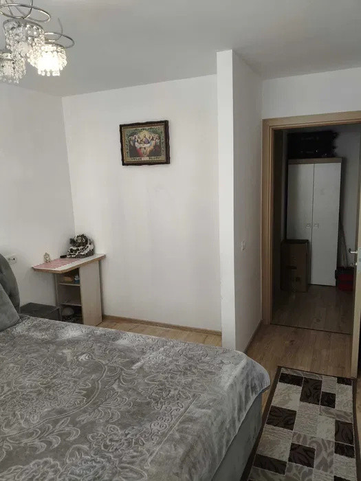 Apartament 2 camere 53 mp, etajul 1, boxa la subsol, Tractorul - Coresi 