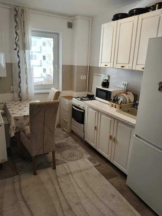 Apartament 2 camere 53 mp, etajul 1, boxa la subsol, Tractorul - Coresi 