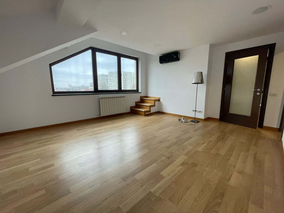 Domenii-1 Mai I Apartament Exclusivist pe 2 Niveluri I Garaj I Terasă 