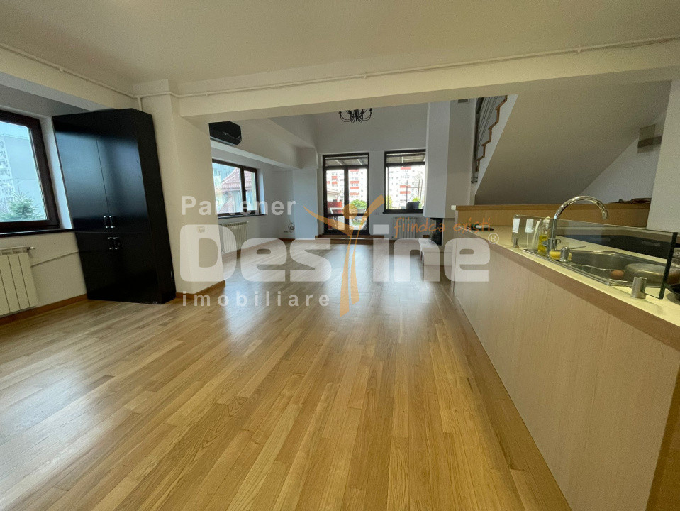 Domenii-1 Mai I Apartament Exclusivist pe 2 Niveluri I Garaj I Terasă 
