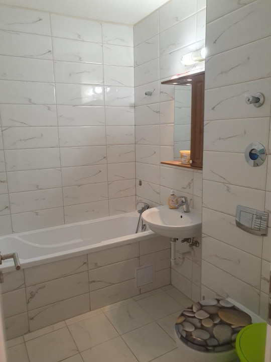 Garsoniera, suprafata de 34mp mobilat si utilat cu boxa in Avangarden 3