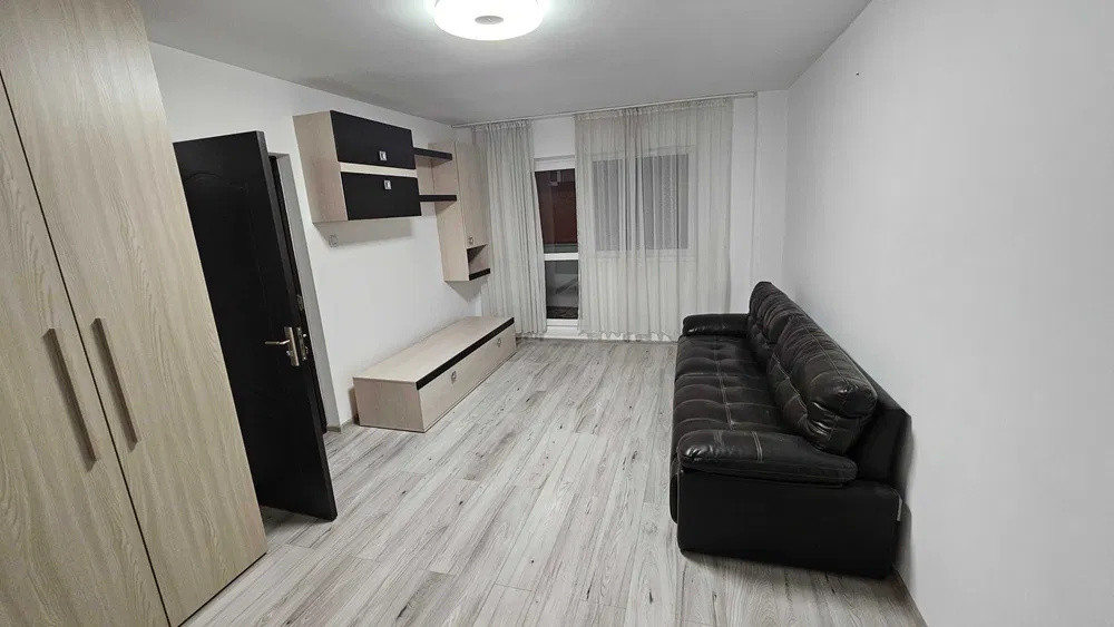 Apartament cu 2 camere, suprafata de 52mp si loc de parcare Centrul Civic