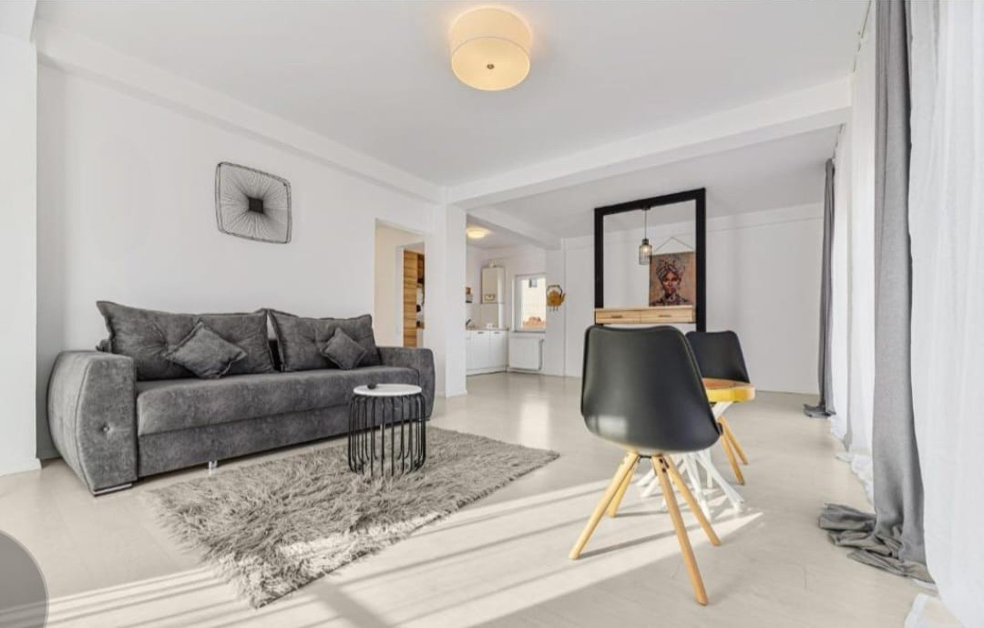 Apartament 60 mp pretabil regim hotelier, loc de parcare inclus Strada De Mijloc