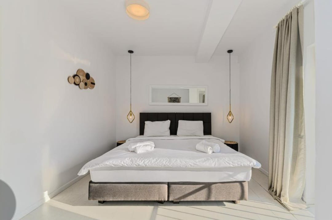 Apartament 60 mp pretabil regim hotelier, loc de parcare inclus Strada De Mijloc