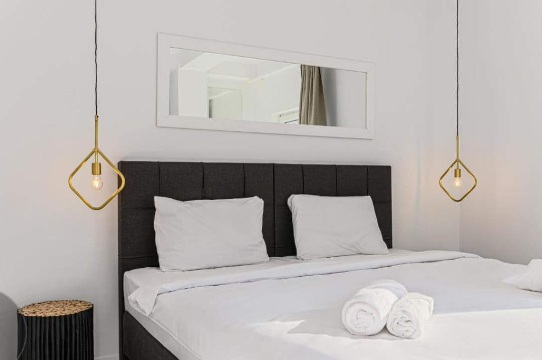 Apartament 60 mp pretabil regim hotelier, loc de parcare inclus Strada De Mijloc