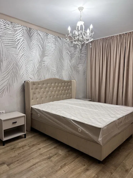 Apartament cu 3 camere, la prima inchiriere, disponibl imediat, 