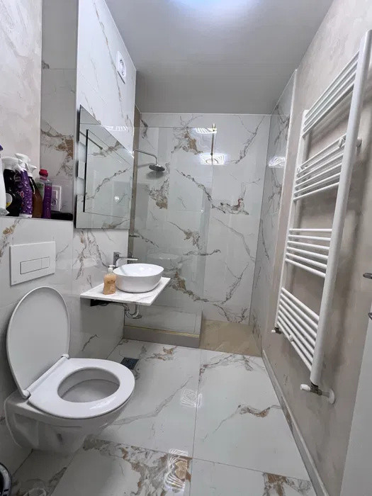 Apartament cu 3 camere, la prima inchiriere, disponibl imediat, 