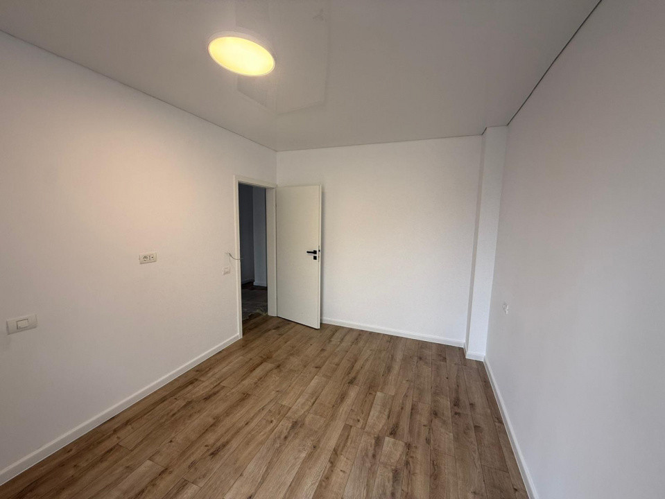 3 camere I bloc 2026 I 99mp I etaj 1/3 I Metrou Crangasi