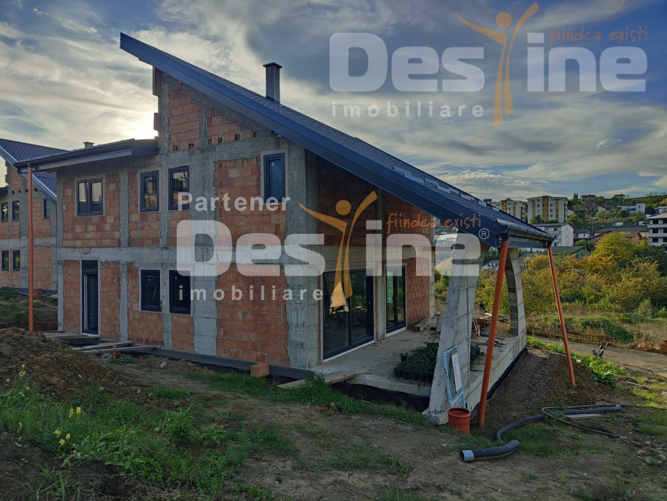 Hlincea Lac Casă 235 mp + 620 mp teren priveliște PANORAMICĂ