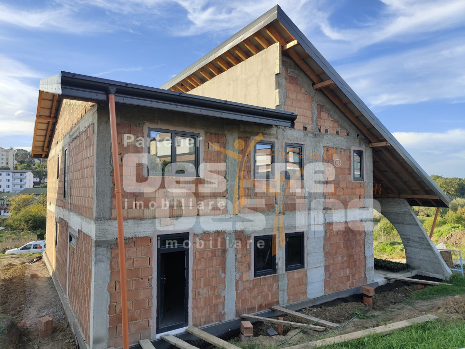 Hlincea Lac Casă 235 mp + 620 mp teren priveliște PANORAMICĂ