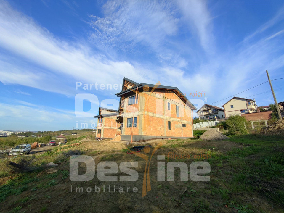 Hlincea Lac Casă 235 mp + 620 mp teren priveliște PANORAMICĂ