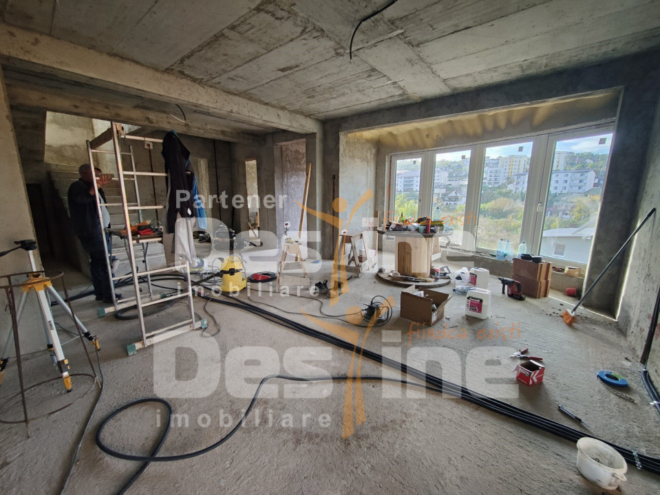 Hlincea Lac Casă 235 mp + 620 mp teren priveliște PANORAMICĂ