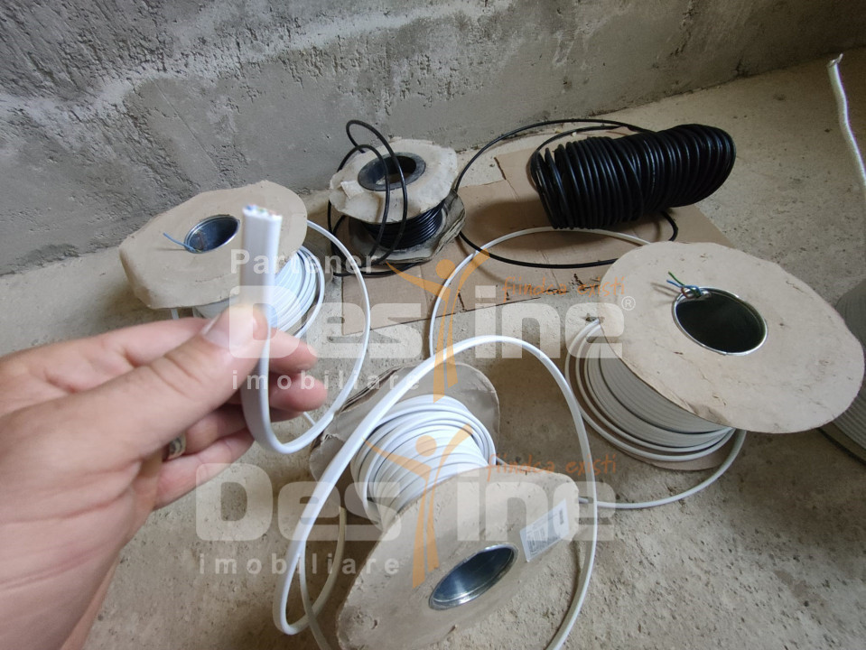 Hlincea Lac Casă 235 mp + 620 mp teren priveliște PANORAMICĂ