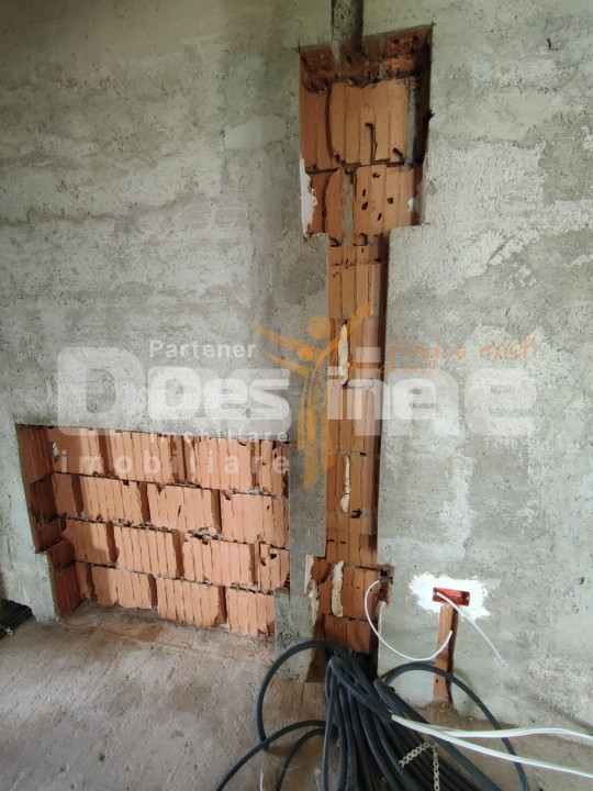 Hlincea Lac Casă 235 mp + 620 mp teren priveliște PANORAMICĂ