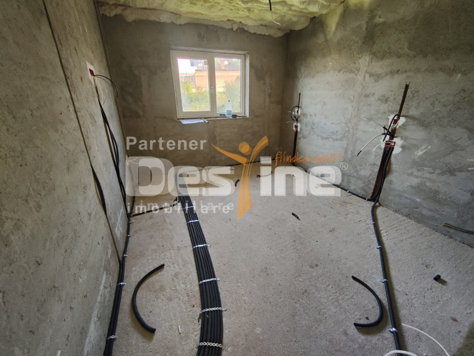 Hlincea Lac Casă 235 mp + 620 mp teren priveliște PANORAMICĂ