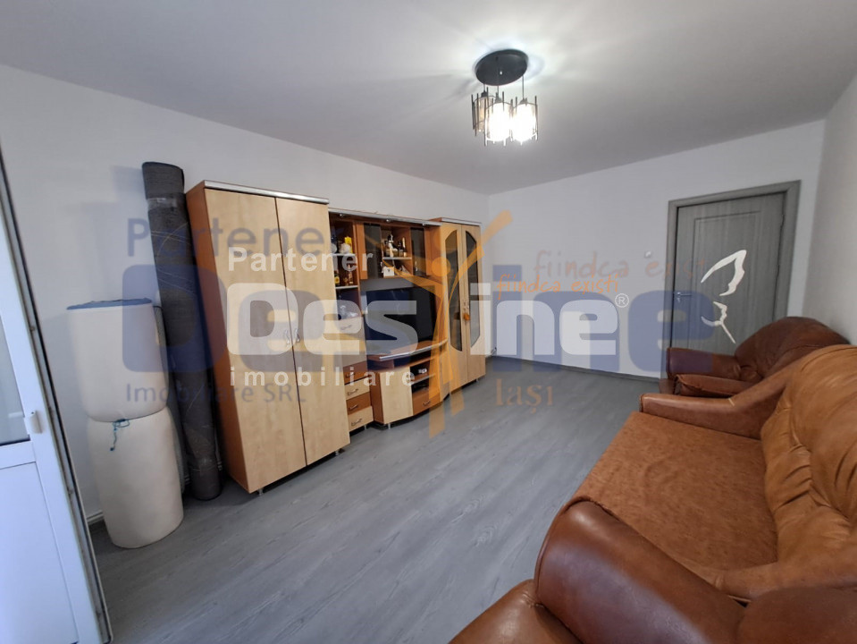 Apartament 3 camere Decomandat, 72 mp, Zona MIRCEA CEL BATRAN
