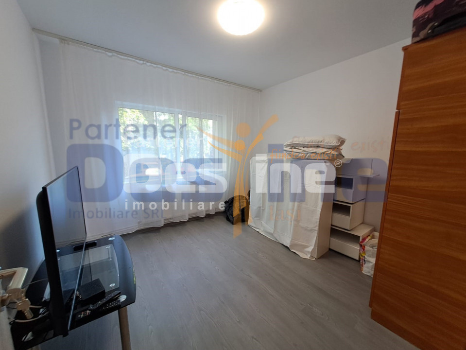 Apartament 3 camere Decomandat, 72 mp, Zona MIRCEA CEL BATRAN
