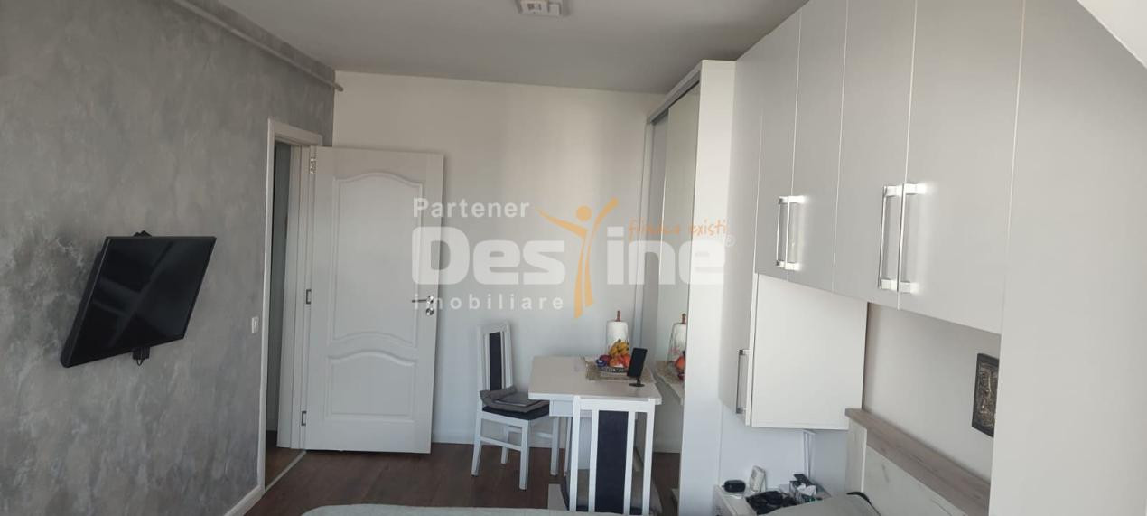 Garsoniera super finisata situata in zona Materna