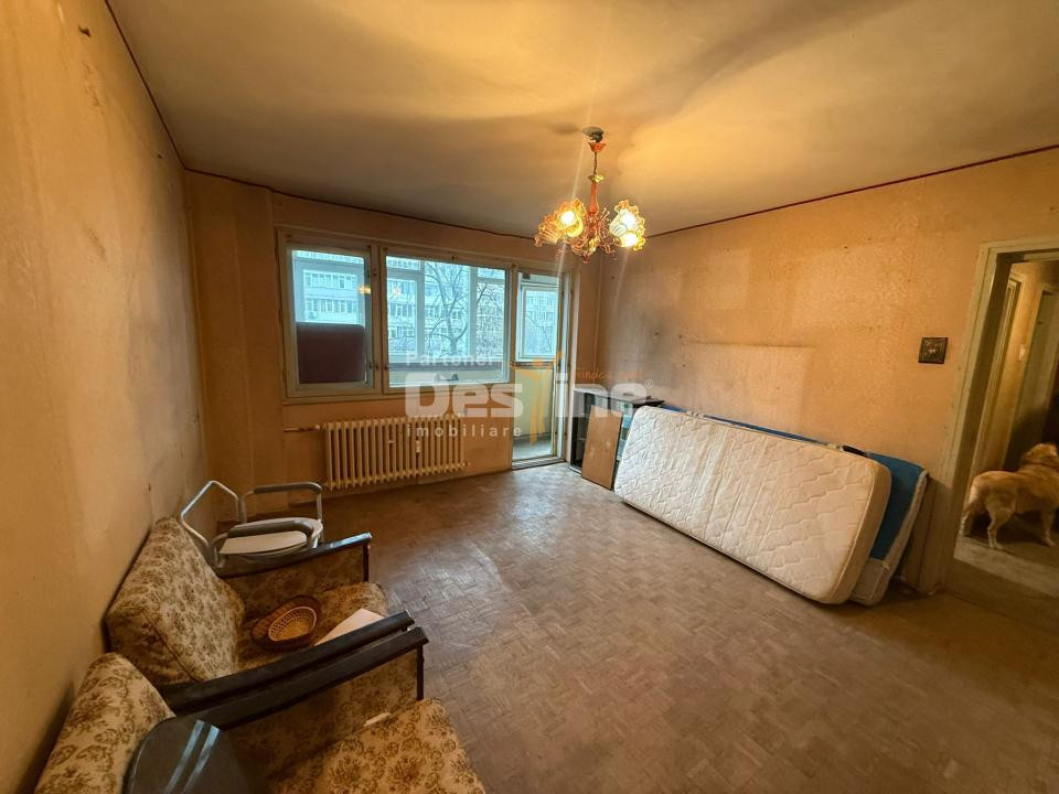 3 camere I 75mp I etaj 3/9 I 3 balcoane I Crangasi - necesita renovare