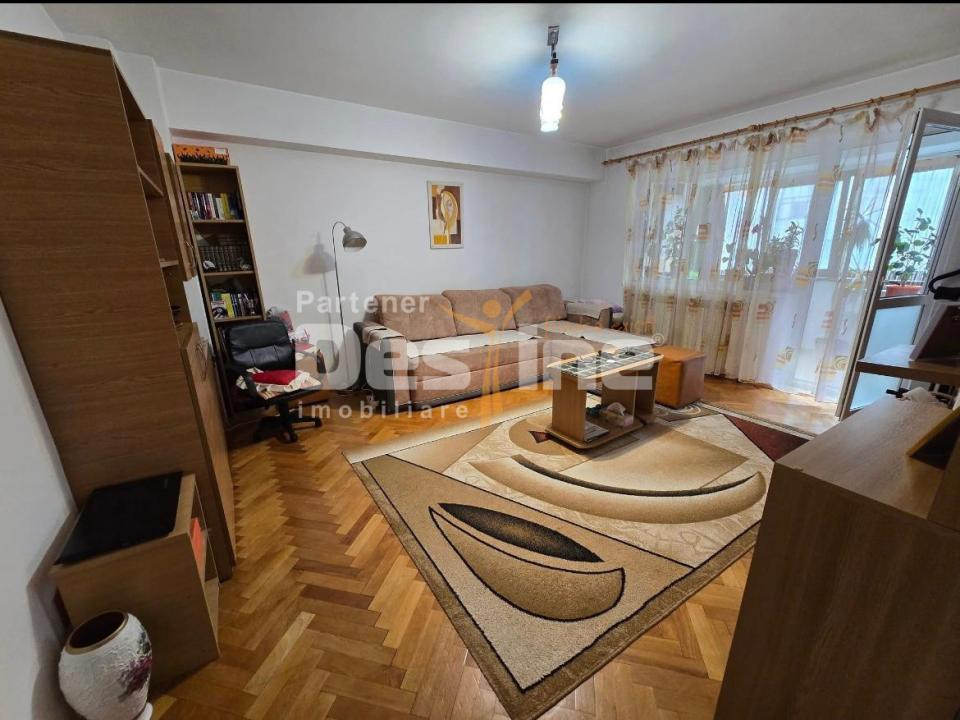 Apartament 2c 64,20mp DECOMANDAT la bulevard, etaj intermediar - Frumoasa