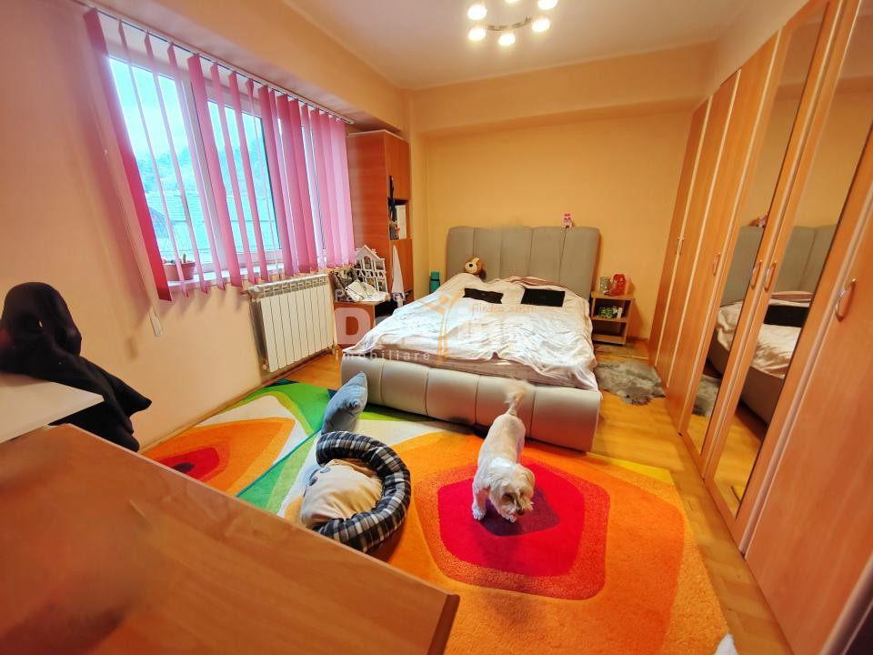 Apartament 2c 64,20mp DECOMANDAT la bulevard, etaj intermediar - Frumoasa