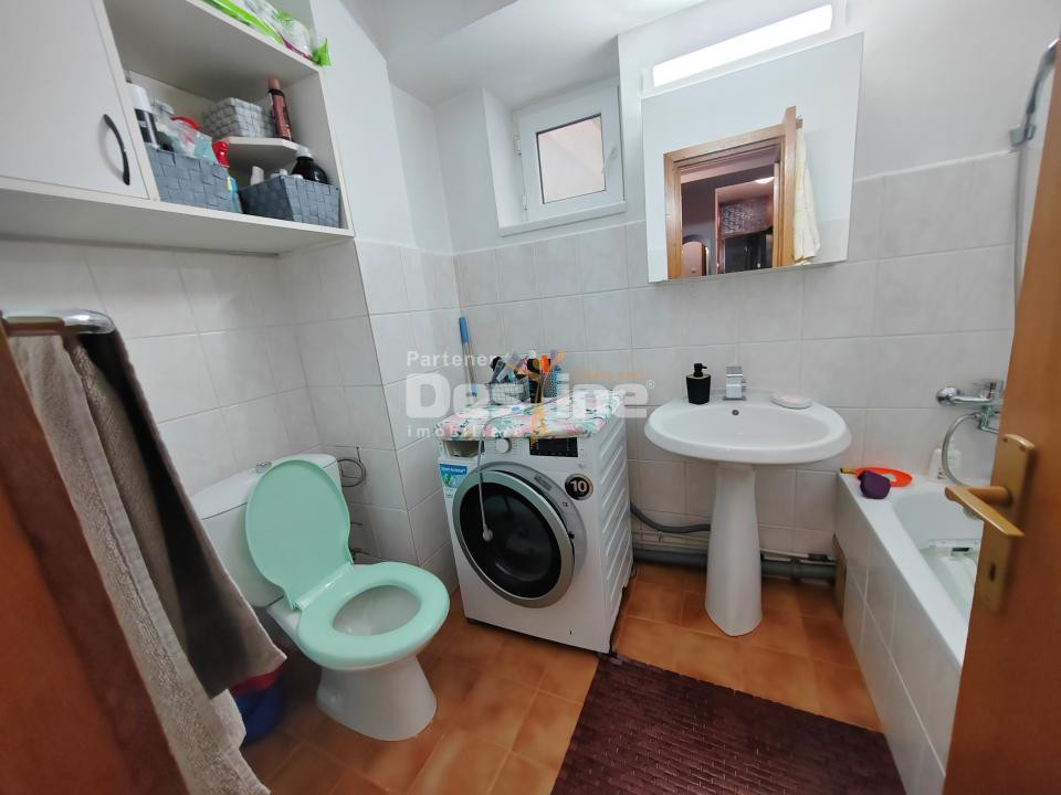 Apartament 2c 64,20mp DECOMANDAT la bulevard, etaj intermediar - Frumoasa