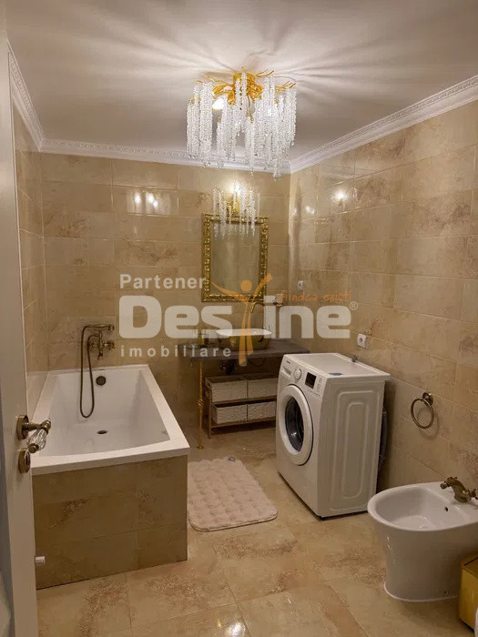 Penthouse 120 mp, loc de parcare inclus, pet friendly, in cartierul Tractorul