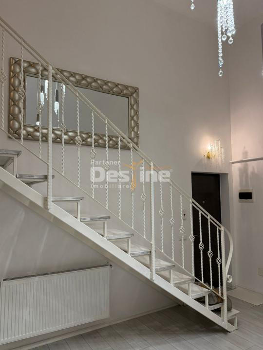 Penthouse 120 mp, loc de parcare inclus, pet friendly, in cartierul Tractorul